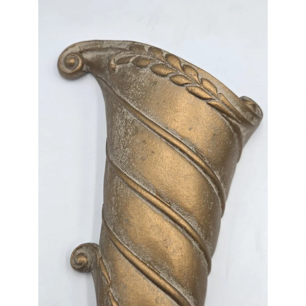 2 Syroco Home Interior Scroll Wall Pocket Planter MCM Decor 70's Gold